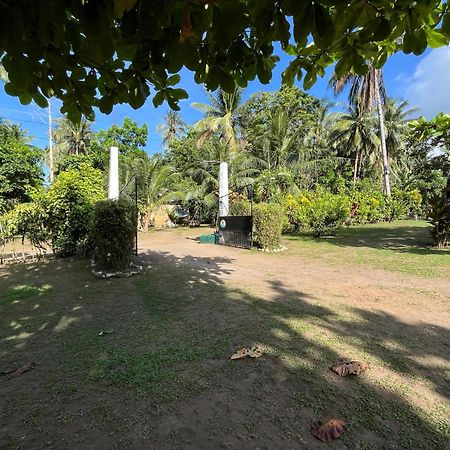 Paco'S Garden Home Stay Mambajao Exterior foto