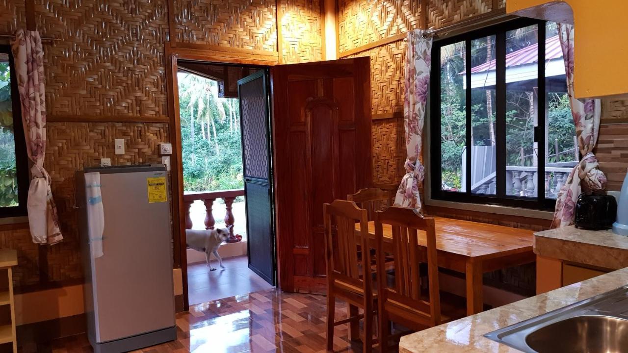 Paco'S Garden Home Stay Mambajao Exterior foto