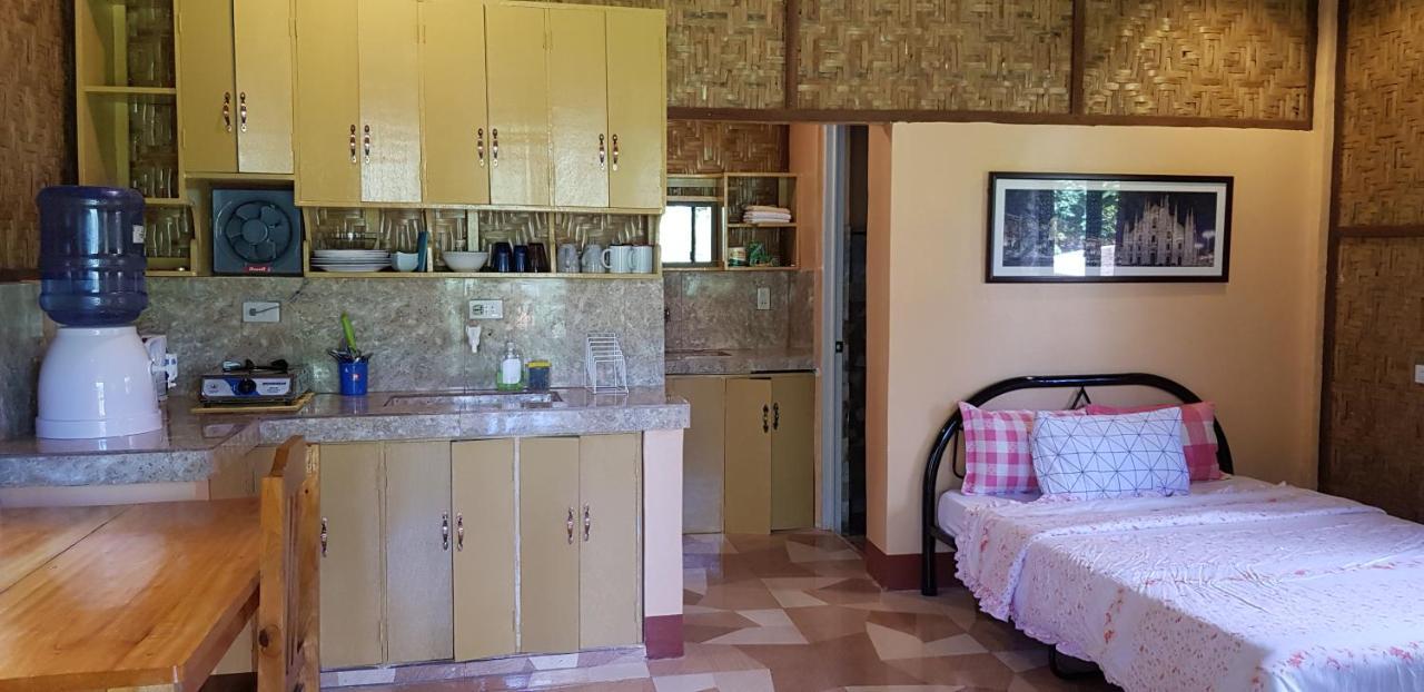 Paco'S Garden Home Stay Mambajao Exterior foto