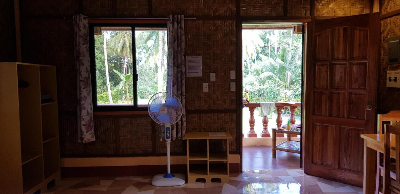 Paco'S Garden Home Stay Mambajao Exterior foto