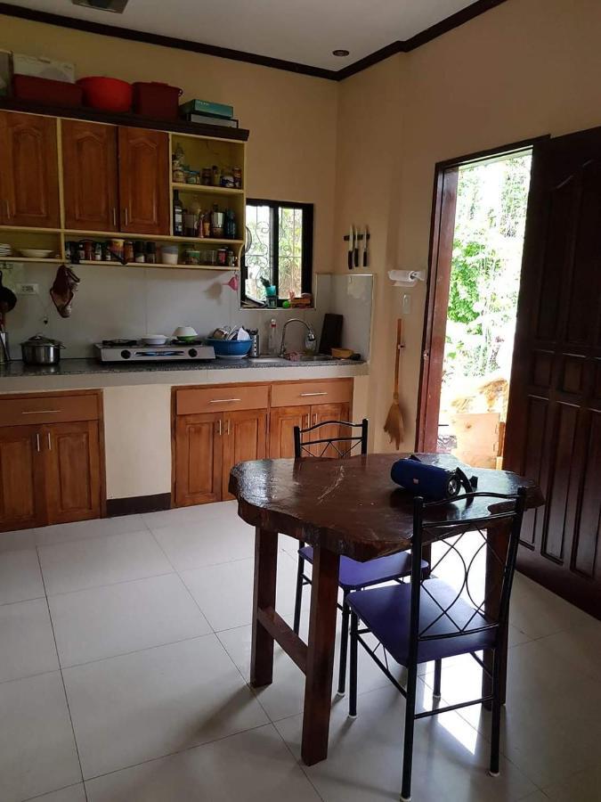 Paco'S Garden Home Stay Mambajao Exterior foto