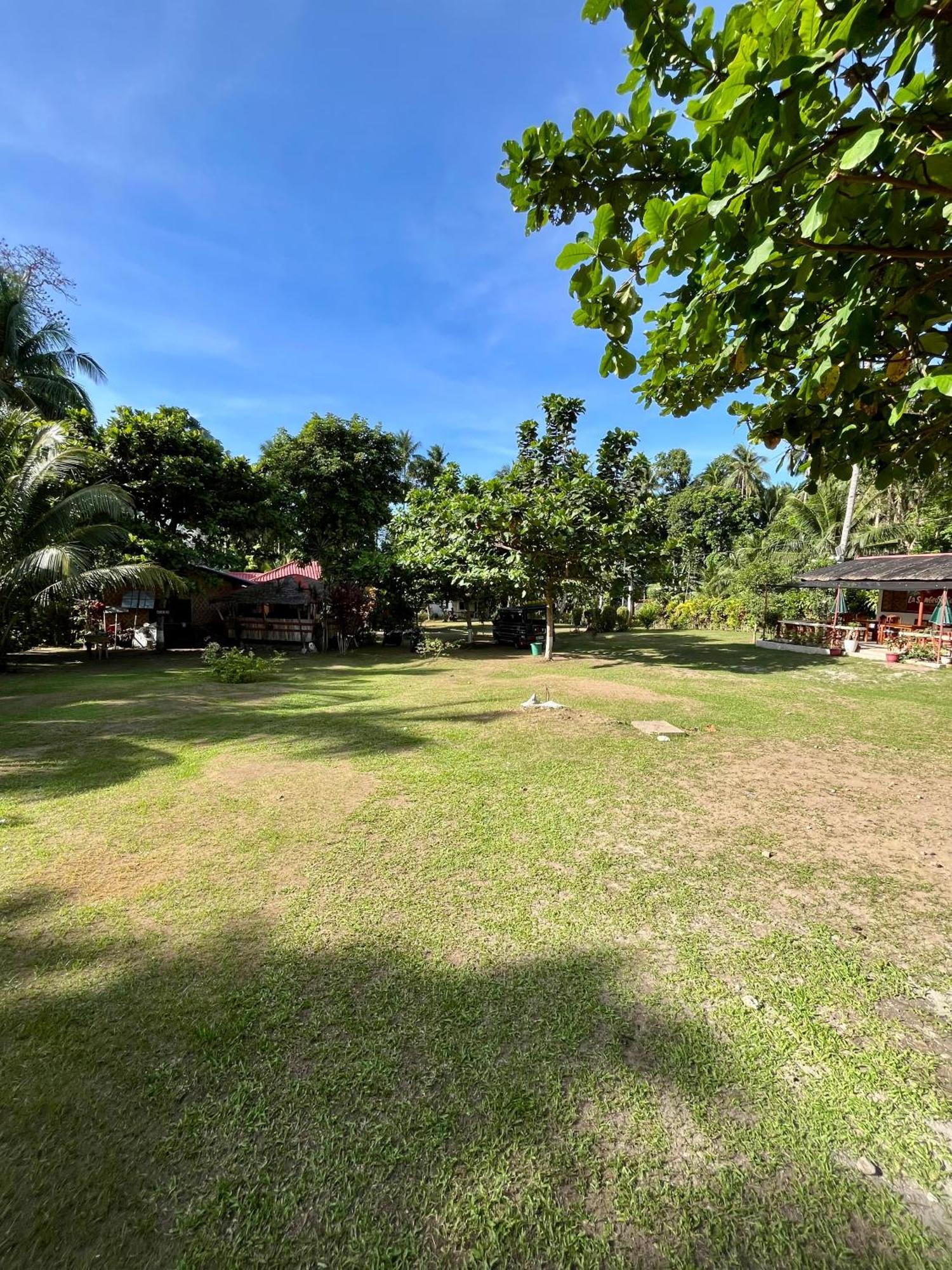 Paco'S Garden Home Stay Mambajao Exterior foto